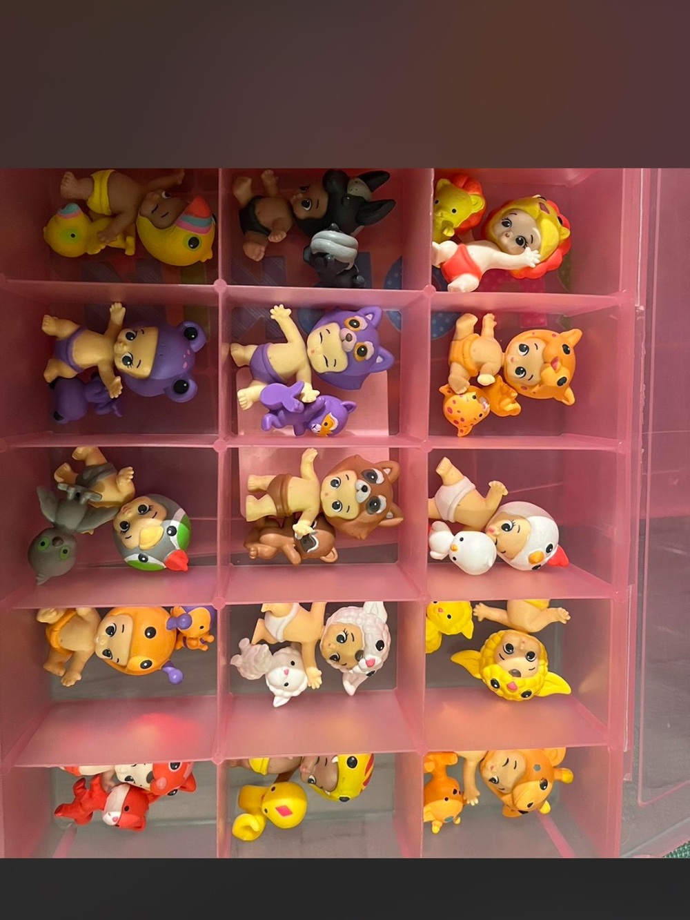 Assorted TWOZIESMini Collectible Kids Toy Figures Came out before Sonny Angels.